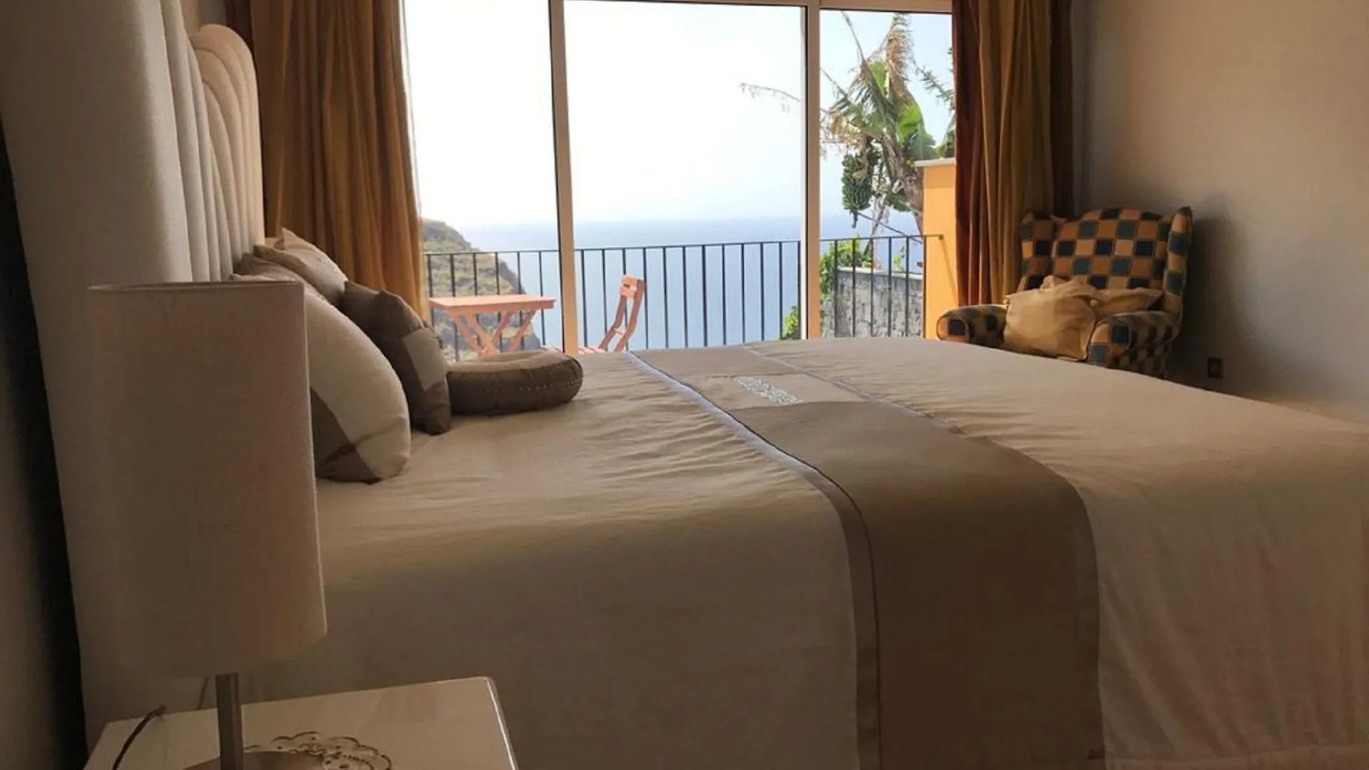Holiday home Zeza'S House Villa Calheta  Portugal